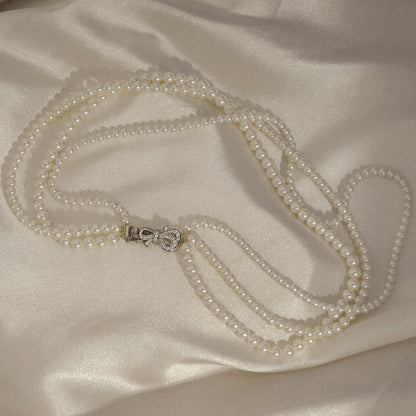 Pearl Strand with Bow Necklace