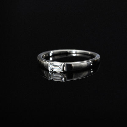 Solo Baguette Ring